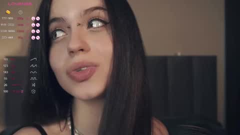 Nelly and Mari online show from February 21, 2025, 10:39 am