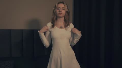 Nelly and Mari online show from March 4, 2025, 12:39 am