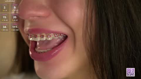 Nelly and Mari online show from November 7, 2025, 7:19 am