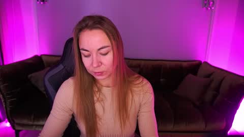 Ur Lady online show from November 13, 2025, 9:03 pm