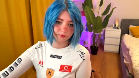 Polly  Online mostly at 9pm-2am UK Time online show from December 2, 2024, 5:15 pm