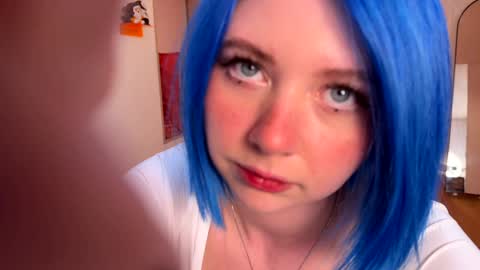 Polly  Online mostly at 9pm-2am UK Time online show from February 6, 2025, 6:13 pm