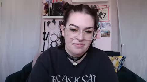 Snapshot of vixinvvitch chatting on September 20, 2025, 4:41 pm VIXIN online show from September 20, 2025, 4:41 pm