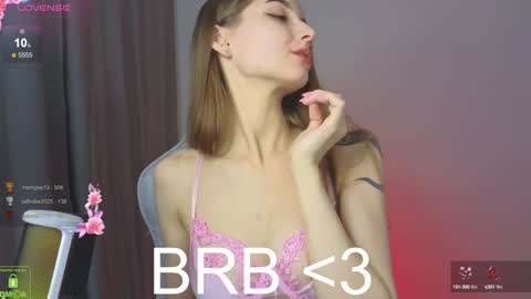 Snapshot of vlad1zy chatting on January 15, 2025, 8:26 pm Vlada online show from January 15, 2025, 8:26 pm