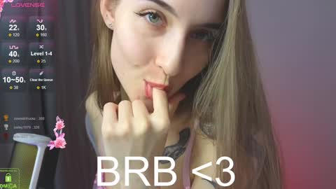 Snapshot of vlad1zy chatting on January 17, 2025, 8:11 pm Vlada online show from January 17, 2025, 8:11 pm