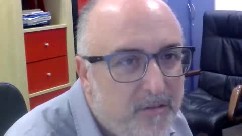 volpi72 online show from October 29, 2025, 5:58 pm