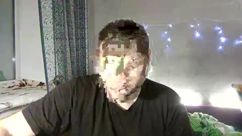 Snapshot of volshebnik_130 chatting on January 17, 2025, 3:32 pm Volshebnik1302 online show from January 17, 2025, 3:32 pm