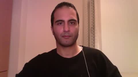 Snapshot of volve5 chatting on February 17, 2025, 7:31 pm volve5 online show from February 17, 2025, 7:31 pm