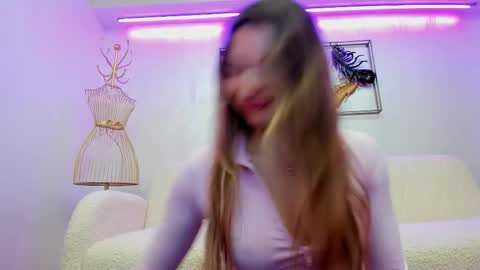 von_dee online show from November 19, 2025, 6:35 am