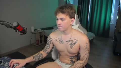 vova online show from October 13, 2025, 9:31 am