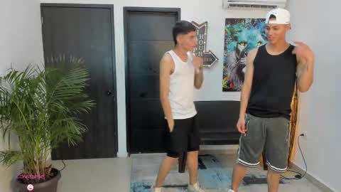 Snapshot of voyeurism_guys chatting on September 22, 2025, 11:07 pm voyeurism_guys online show from September 22, 2025, 11:07 pm