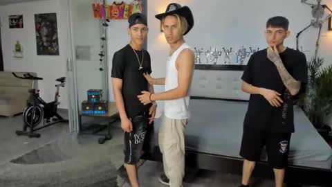 Snapshot of voyeurism_guys chatting on October 11, 2025, 10:52 pm voyeurism_guys online show from October 11, 2025, 10:52 pm