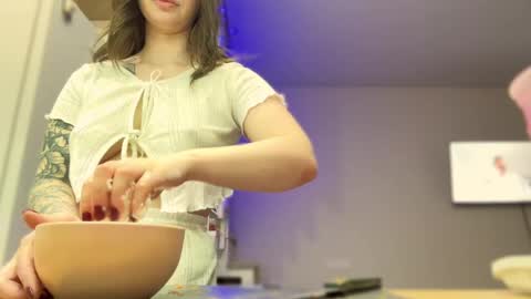 voyliza online show from October 25, 2025, 6:35 pm