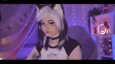 Snapshot of vronnier chatting on February 15, 2025, 6:44 pm vronnier online show from February 15, 2025, 6:44 pm