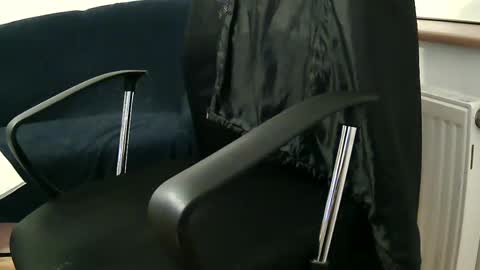 Snapshot of vulkan12p chatting on February 6, 2025, 4:25 pm Daniel online show from February 6, 2025, 4:25 pm