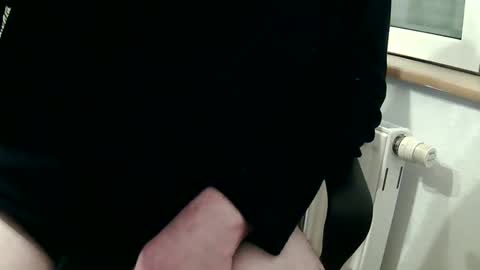 Snapshot of vulkan12p chatting on February 9, 2025, 7:30 pm Daniel online show from February 9, 2025, 7:30 pm