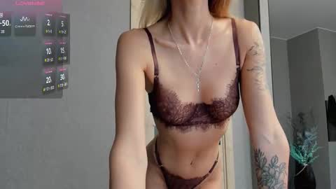 vvalkyriee online show from November 7, 2025, 10:37 am