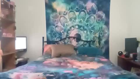 Snapshot of vvmm8783 chatting on November 29, 2025, 9:01 am vvmm8783 online show from November 29, 2025, 9:01 am