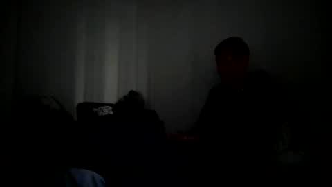 Snapshot of w919 chatting on December 15, 2025, 10:19 am V online show from December 15, 2025, 10:19 am