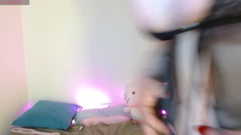 kitty SUPORT ME AND MY BABY SINGLE MOMY online show from December 7, 2024, 5:31 pm