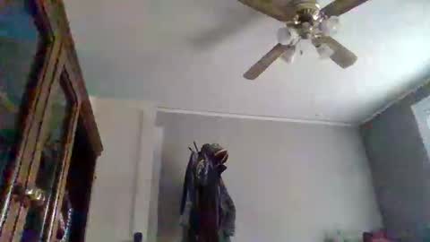 Walter online show from November 21, 2025, 6:50 pm