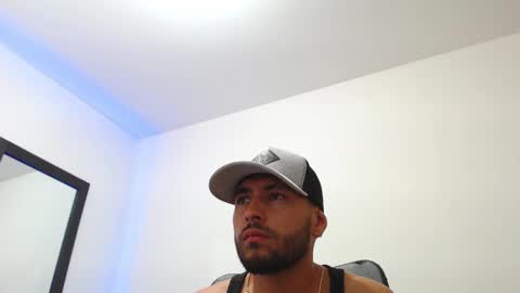 Snapshot of walter_brownn01 chatting on January 20, 2025, 7:04 pm WALTER BROWN online show from January 20, 2025, 7:04 pm