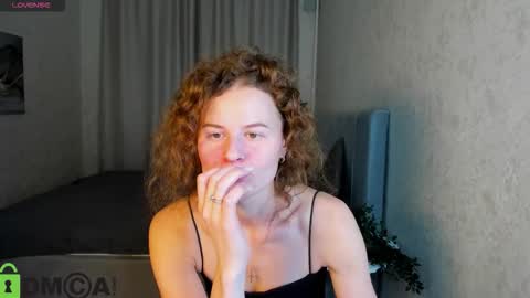 Wanda online show from October 6, 2025, 1:52 pm