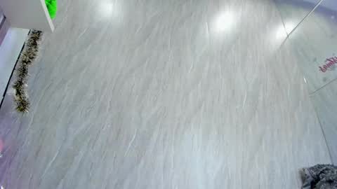  wanda  online show from December 19, 2024, 8:34 pm