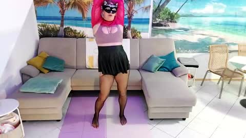 Snapshot of wannafeelitall chatting on January 3, 2025, 6:46 pm Emilia inst  online show from January 3, 2025, 6:46 pm