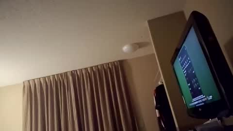 Snapshot of warmwetcaramel chatting on November 12, 2025, 9:42 am warmwetcaramel online show from November 12, 2025, 9:42 am