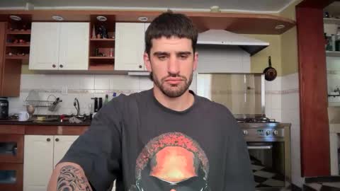 wearetwo online show from October 29, 2025, 6:42 pm