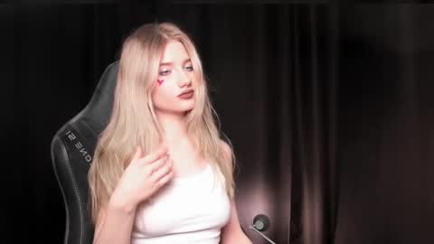 waterfallwoods online show from February 14, 2025, 4:41 pm