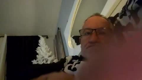 webcamateurs online show from December 5, 2025, 9:29 am