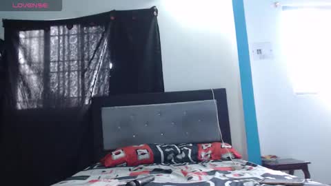 luisa y paul online show from November 4, 2025, 9:25 pm