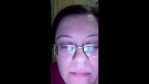 Snapshot of webgirl2 chatting on December 22, 2024, 12:17 am Marina online show from December 22, 2024, 12:17 am