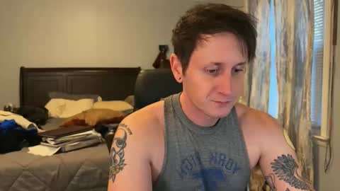 Snapshot of webslingxxxx chatting on November 13, 2025, 9:47 pm webslingxxxx online show from November 13, 2025, 9:47 pm