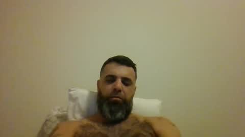 Snapshot of weezy210 chatting on October 25, 2025, 2:19 am Weezy online show from October 25, 2025, 2:19 am