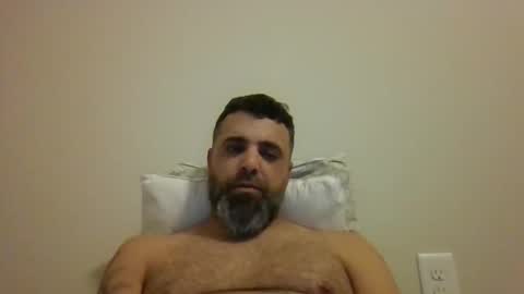 Snapshot of weezy210 chatting on December 2, 2025, 11:23 pm Weezy online show from December 2, 2025, 11:23 pm