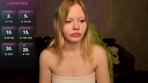 Snapshot of wendy_228 chatting on October 14, 2025, 1:17 am Wendy online show from October 14, 2025, 1:17 am