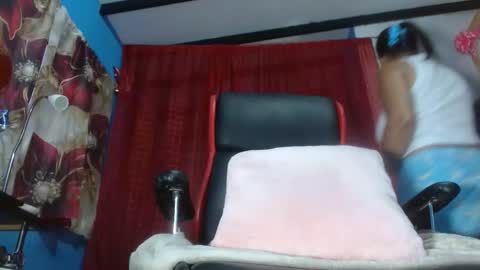 Wendy online show from November 19, 2025, 10:48 am