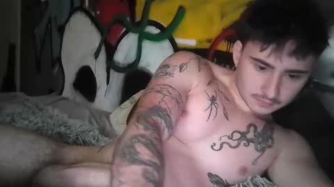 Snapshot of wes1234623335 chatting on October 24, 2025, 7:43 pm wes1234623335 online show from October 24, 2025, 7:43 pm