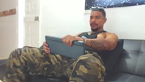 Wesley Rogger online show from October 29, 2025, 8:54 pm