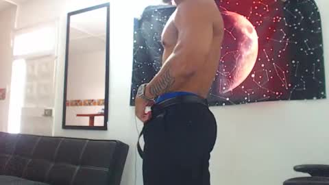 Wesley Rogger online show from November 15, 2025, 4:58 pm