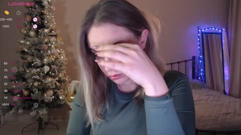 Snapshot of wet_lana chatting on December 19, 2024, 4:46 pm Lana online show from December 19, 2024, 4:46 pm