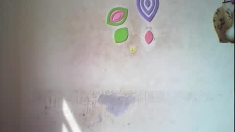 Snapshot of wet_pussy200 chatting on October 28, 2025, 8:29 am Bella online show from October 28, 2025, 8:29 am