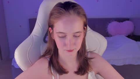 Snapshot of wetinfluence__ chatting on October 24, 2025, 3:08 pm Sofia online show from October 24, 2025, 3:08 pm