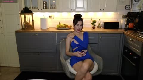 Snapshot of whats_her_name chatting on January 13, 2025, 10:14 am Victoria Maria online show from January 13, 2025, 10:14 am