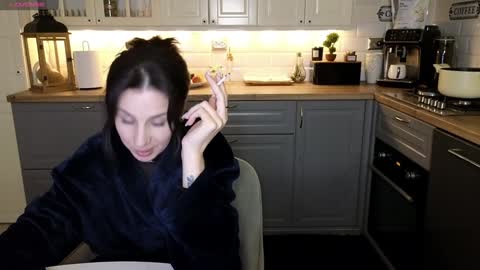 Snapshot of whats_her_name chatting on January 17, 2025, 10:01 pm Victoria Maria online show from January 17, 2025, 10:01 pm