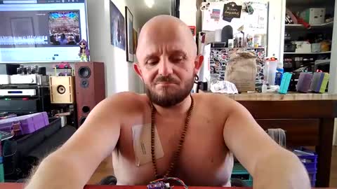 Snapshot of wheelzie chatting on January 31, 2025, 5:51 am wheelzie online show from January 31, 2025, 5:51 am