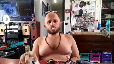 Snapshot of wheelzie chatting on February 3, 2025, 6:45 am wheelzie online show from February 3, 2025, 6:45 am